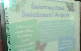 Na zdjęciu ekran z napiem.