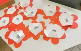 Na zdjęiu prace dzieci.