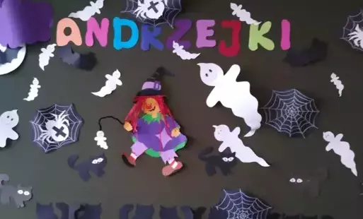Na zdjęciu gazetka andrzejkowa