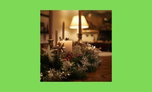 Na zdjęciu świateczny stroik.